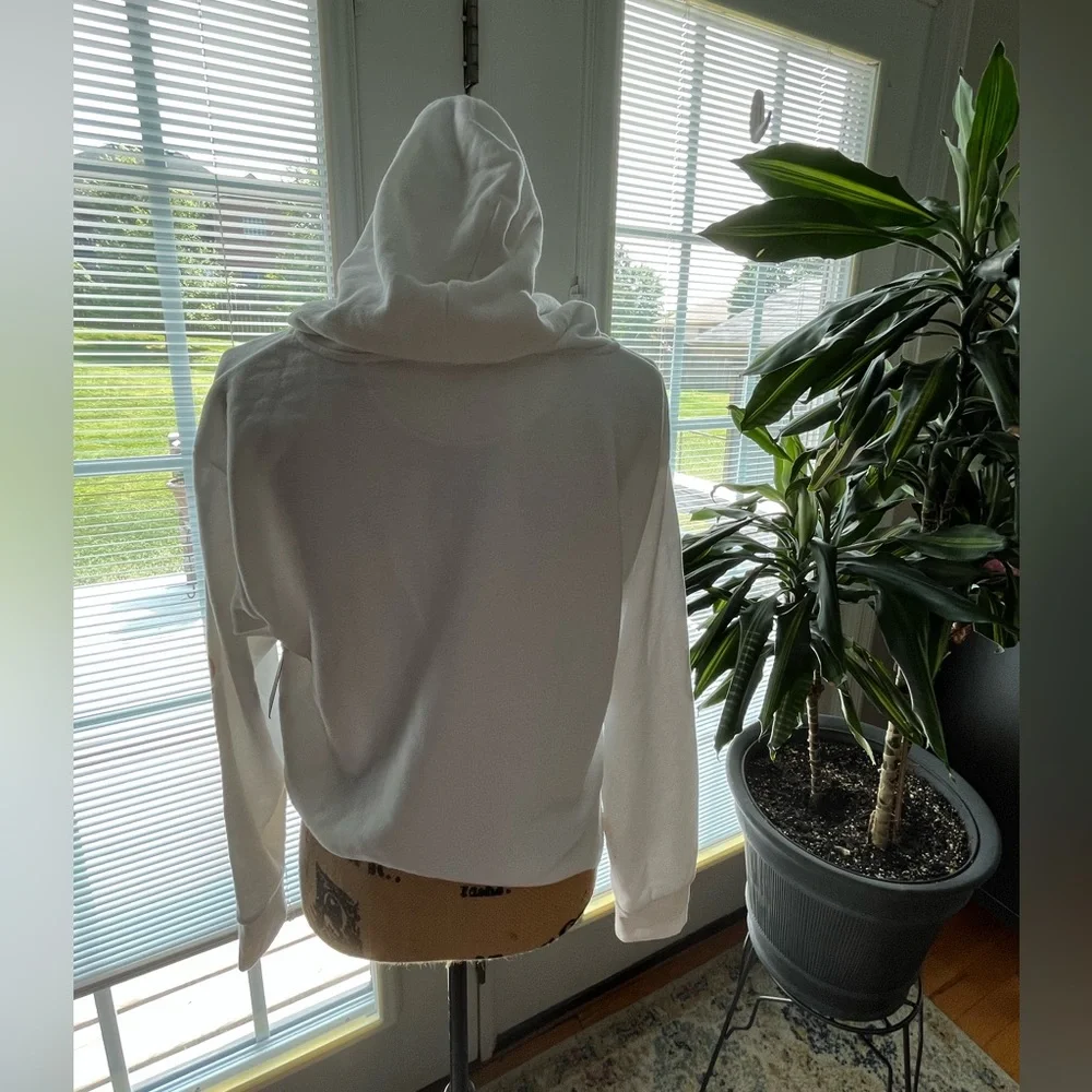NWT Cyclebar Raw Edge Cropped Hoodie! - Picture 5 of 6